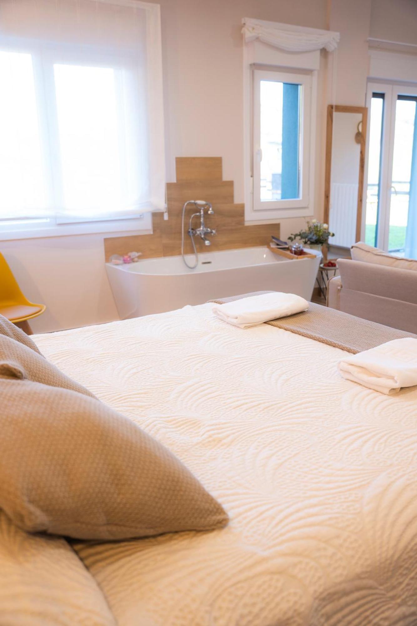 Apartamentos Alto Ubiro Lierganes Luaran gambar