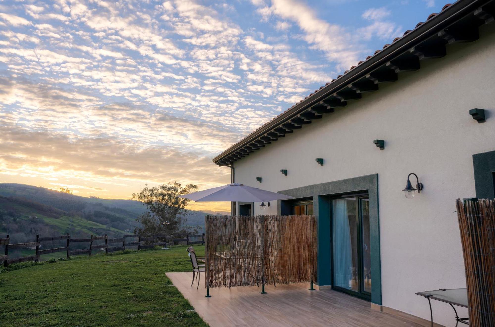 Apartamentos Alto Ubiro Lierganes Luaran gambar