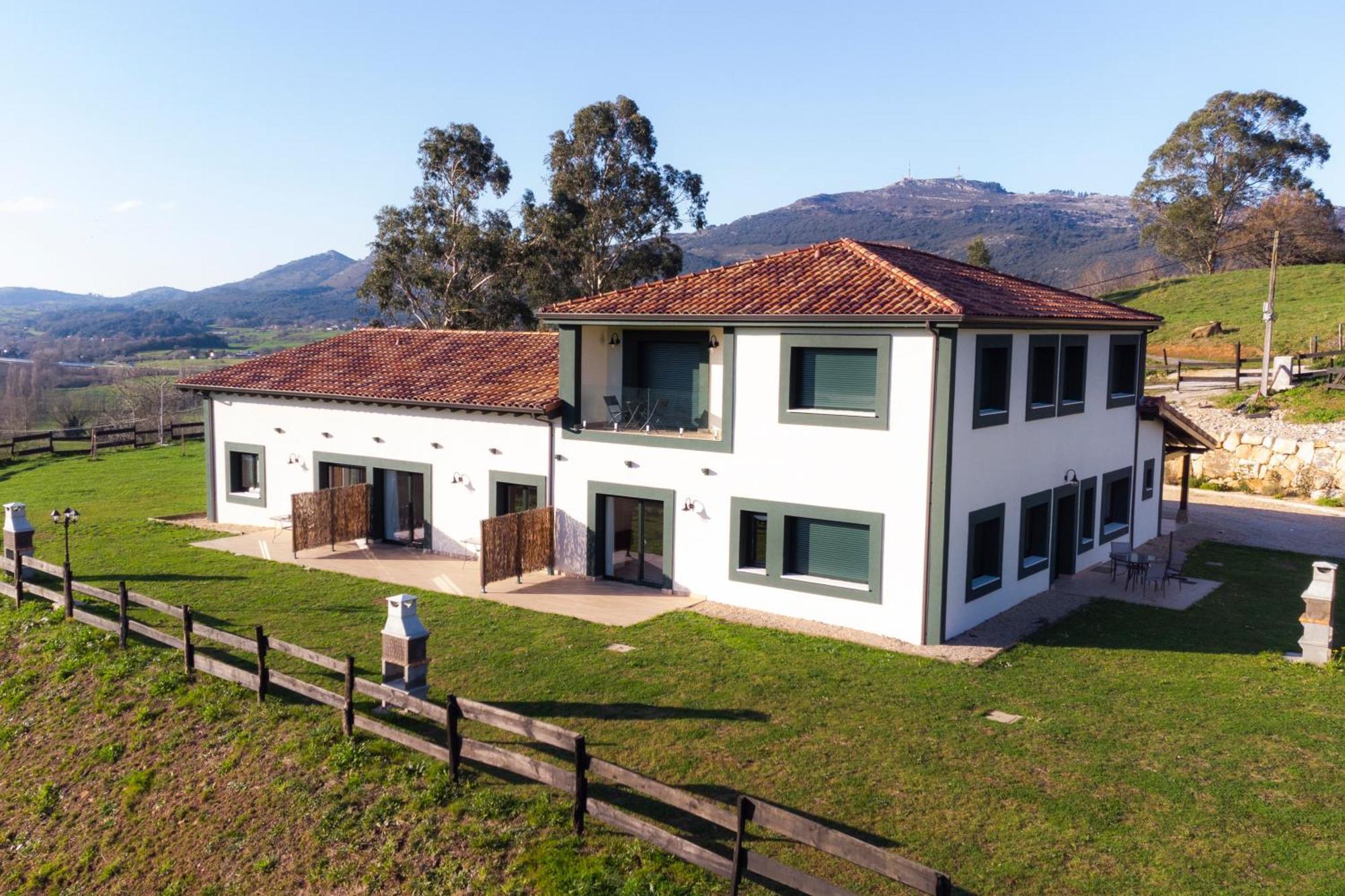 Apartamentos Alto Ubiro Lierganes Luaran gambar